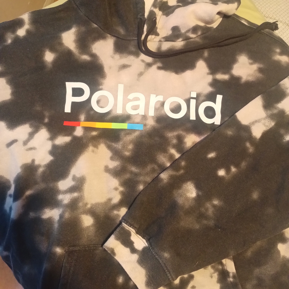 Polaroid Men's Black and White Tie-Dye Sweater